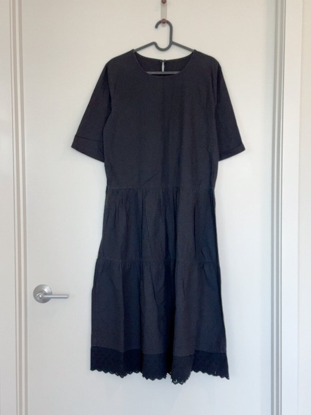 Black Tiered Midi Dress with Lace Hem, Mid Sleeve, Minimal Style